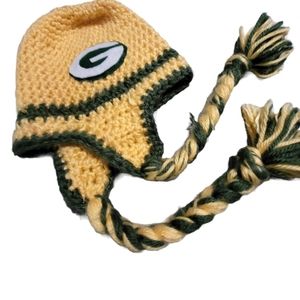 Hand.Crocheted WI Packers Hat sz Baby/Infant